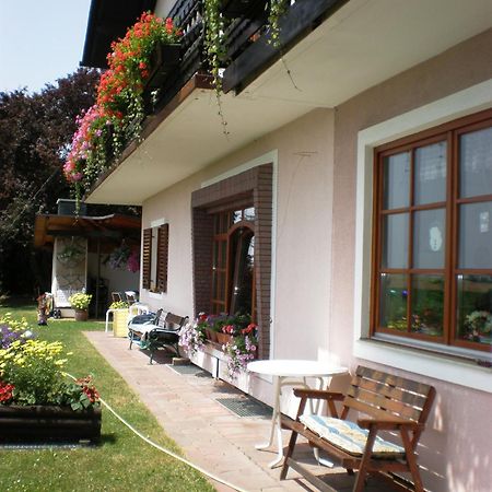 Haus Sundl - Privatzimmer Эммерсдорф-на-Дунае Экстерьер фото