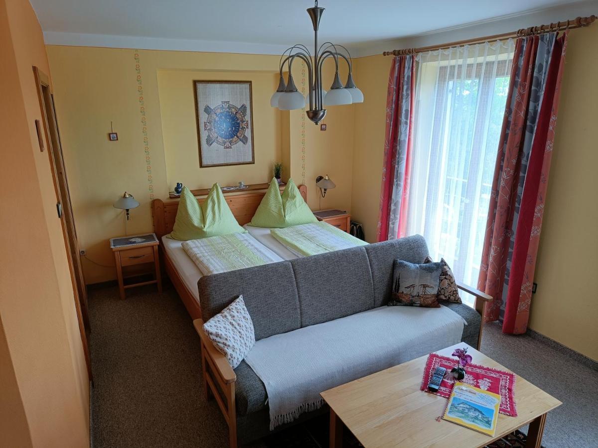 Haus Sundl - Privatzimmer Эммерсдорф-на-Дунае Экстерьер фото